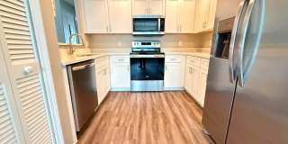 Spacious 3/2.5 Town Home in Meadow Woods! Available Now! Gallery 7