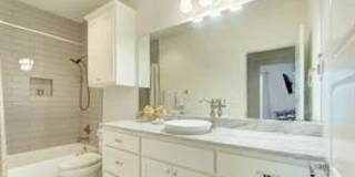 2827 E 103rd Place Gallery 9