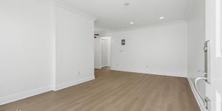 589 11th Street Gallery 4