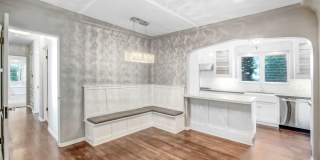Luxurious Remodeled Home with ADU in Valley Village Gallery 6