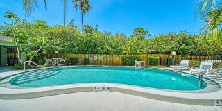 5010 BARRINGTON CIRCLE Gallery 43