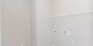 Modern 4 Bedroom Home in Red Bank Gallery 10