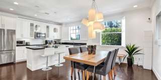 381 E Cannery Row Circle Gallery 9