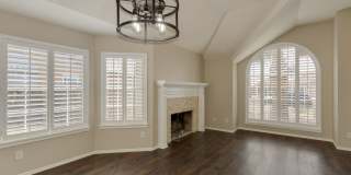 FABULOUS REMODELED HOME WITH POOL! Gallery 13