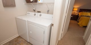 Hickory Woods Apartments Gallery 15