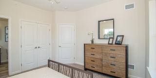 208 Ashley Court Avenue Gallery 6