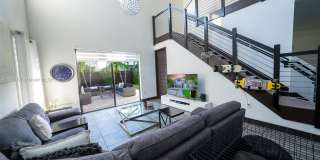 15976 SW 136th Ter Gallery 4