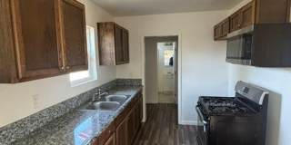 Charming 2 Bedroom, 1 Bathroom Home with Garage & Large Backyard – Available Now! Charming 2 Bedroom, 1 Bathroom Home with Garage & Large Backyard – Available Now! Gallery 3
