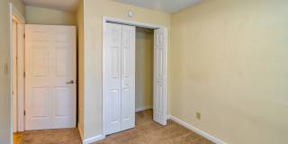 Walnut Springs Apartments Gallery 26