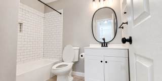 3447 Iris Pl Unit F Gallery 27