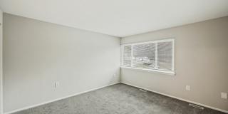 Beacon Pointe Apartments & Townhomes Gallery 12