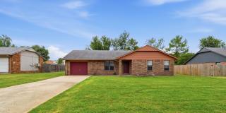 3 Bed | 2 Bath | Broken Arrow Gallery 1