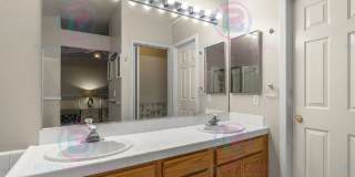 Spacious 4-Bedroom Home in Rosewood Lakes with Resort-Style Community Amenities Gallery 12