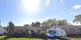 32 Lloyd Avenue Gallery 1