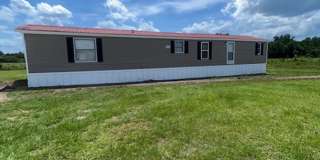 3-bedroom, 2-bath mobile home Gallery 1