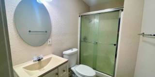 Charming 2 Bedroom Home Near Historic Landmarks in San Antonio Gallery 9