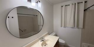 2 bedroom, 1 bath home near Harding Place 2 bedroom, 1 bath home near Harding Place Gallery 9