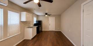 1319 Leal Street - 3 Gallery 1
