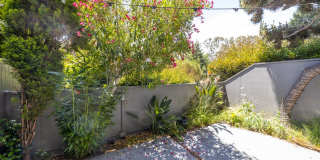 Beautiful End Unit Townhouse Gallery 11