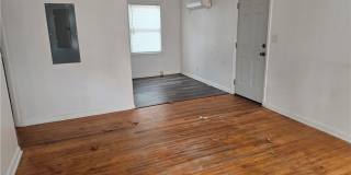 206 Seventh Street Gallery 5