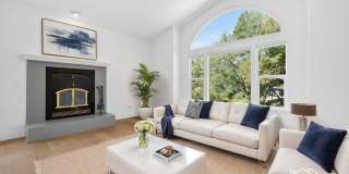 9400 Chalk Hill Road Gallery 1