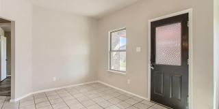 503 Hawthorn Drive Gallery 19