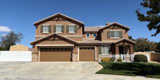 Beautiful Quartz Hill Home Offering 3662 sq. ft. RV Access on a Cul-de-Sac Gallery 1