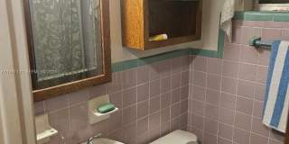 5842 Harding St Gallery 3