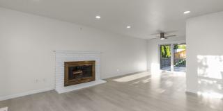 Cozy 4 bed house in Bothell Gallery 6