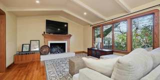 1513 Foothill Boulevard Gallery 1