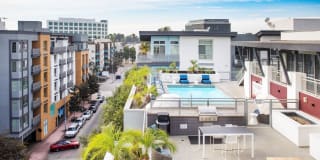 Living at NoHo Gallery 7