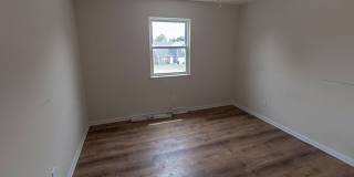 Spacious Southside Duplex Gallery 24