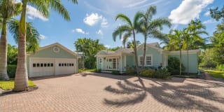 847 HUDSON AVENUE Gallery 1