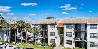 752 EXECUTIVE CENTER Drive Gallery 1