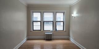 4525 North Paulina St. Gallery 1