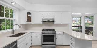 2816 ELLICOTT Street NW Gallery 11