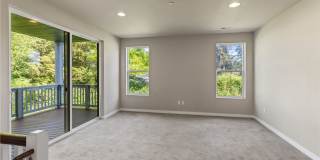 Newer Modern Townhome, Attached 2 car garage, Bedroom and bath on ground level Gallery 11