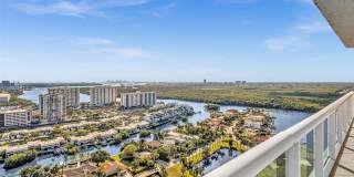 16500 Collins Ave Gallery 56