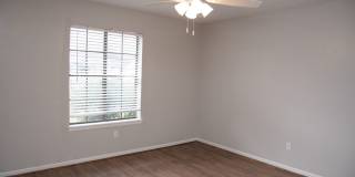 804 San Saba 804 San Saba Gallery 9