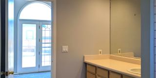 123 E Bayaud Ave Gallery 43