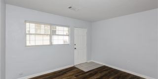 560 Winton Terrace NE Gallery 4