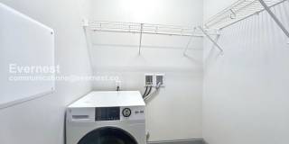 2212 Morris Avenue Gallery 10