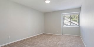 The Onyx Hoover Apartments Gallery 58