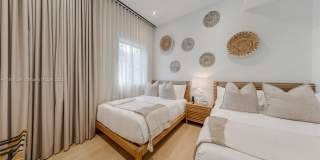 1000 NW 9th Ct Gallery 33