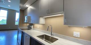 Red Oak at 83 Hanover Street Gallery 30