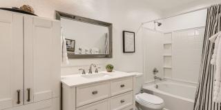 Fully Furnished 3 Bedroom near Greenbelt in Southeast Austin- Easy Access to 35! Gallery 13