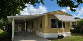 2BR/1BA Wesley Chapel Mobile Home w/ Carport – Utilities Included! Gallery 1