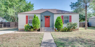 Cute Cottage Style 2 Bedroom Home Located in the Heart of Lubbock! Gallery 1