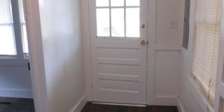 611 Johnson Street- OFFERING 1 MONTH FREE WITH A YEAR'S LEASE! Historic Downtown living! New paint and flooring throughout! New appliances! Recent price reduction! Gallery 7