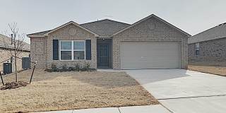 Very Nice 4 Bedroom 2 Bath Home in Yukon Schools Gallery 1